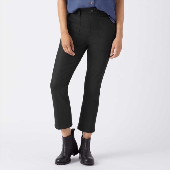 Duluth Trading Black Dyehard Kick Crop Pants Women’s 14 Regular NWT - Picture 3 of 12